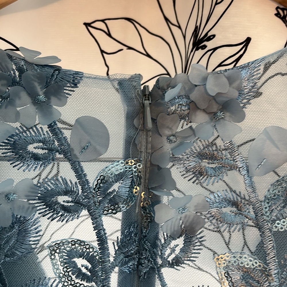 Carmen Marc Valvo Women's Fancy Dress - Picture 4 of 14